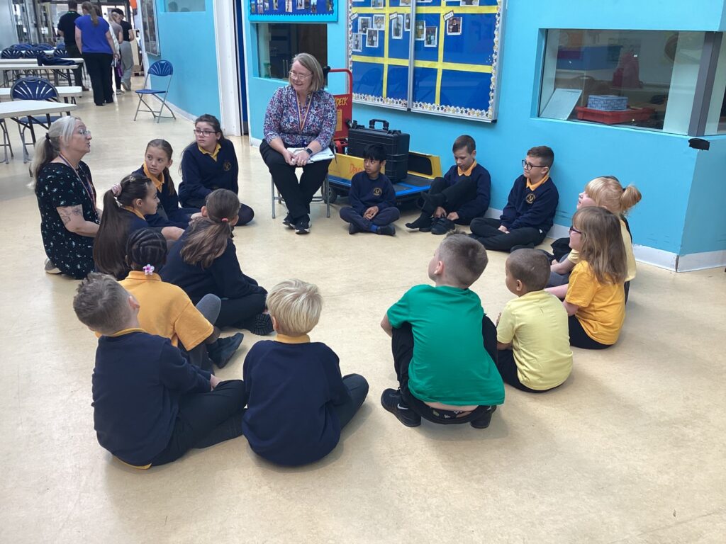 Team talk relaunched at Herons’ Moor to boost oracy